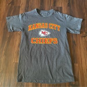 Woman’s Kansas City Chiefs Fanatics shirt